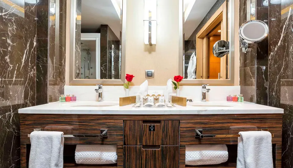 هتل رکسوس کراسنایا پولیانا سوچی